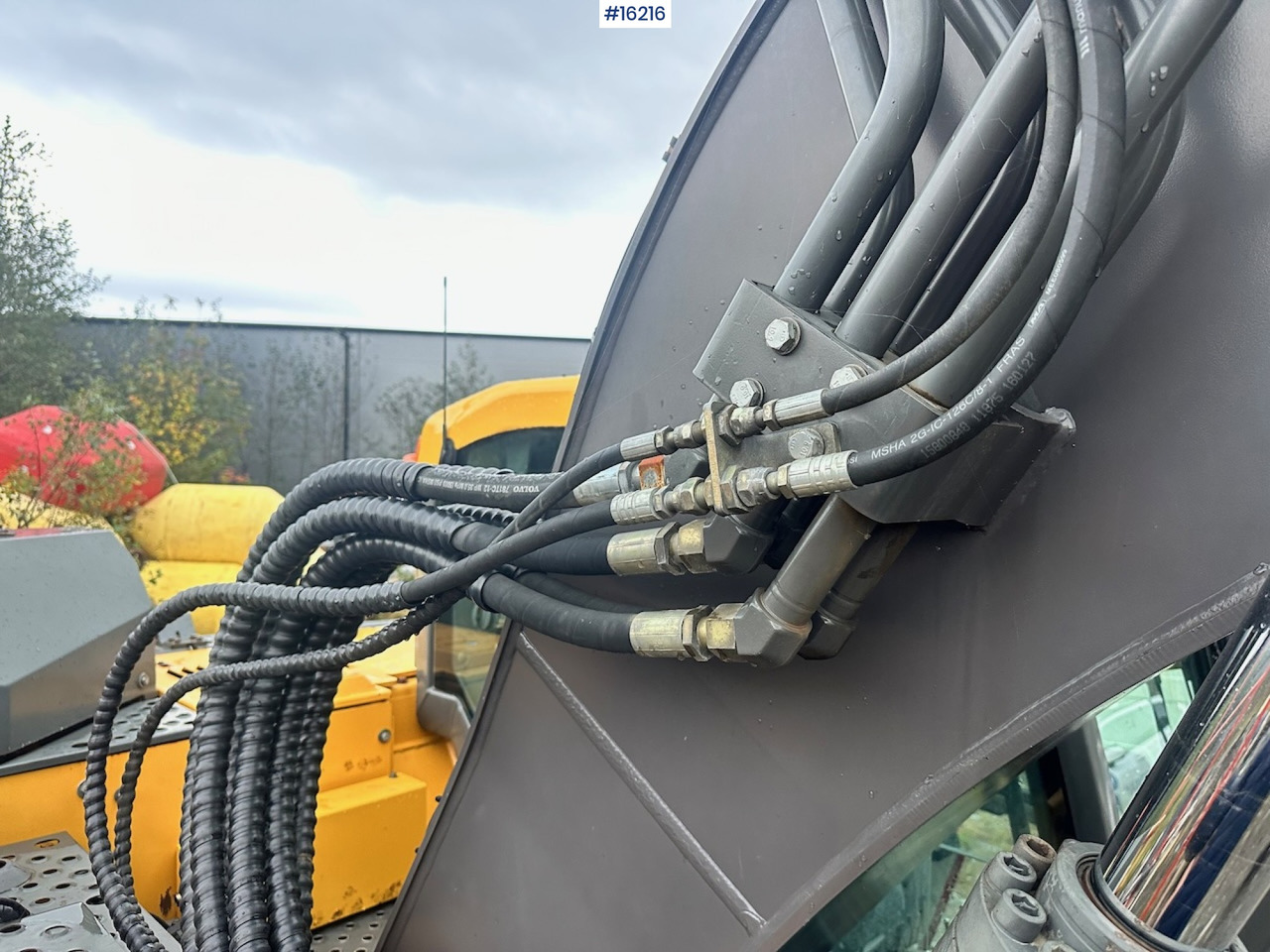Багер Volvo ECR145: снимка 29