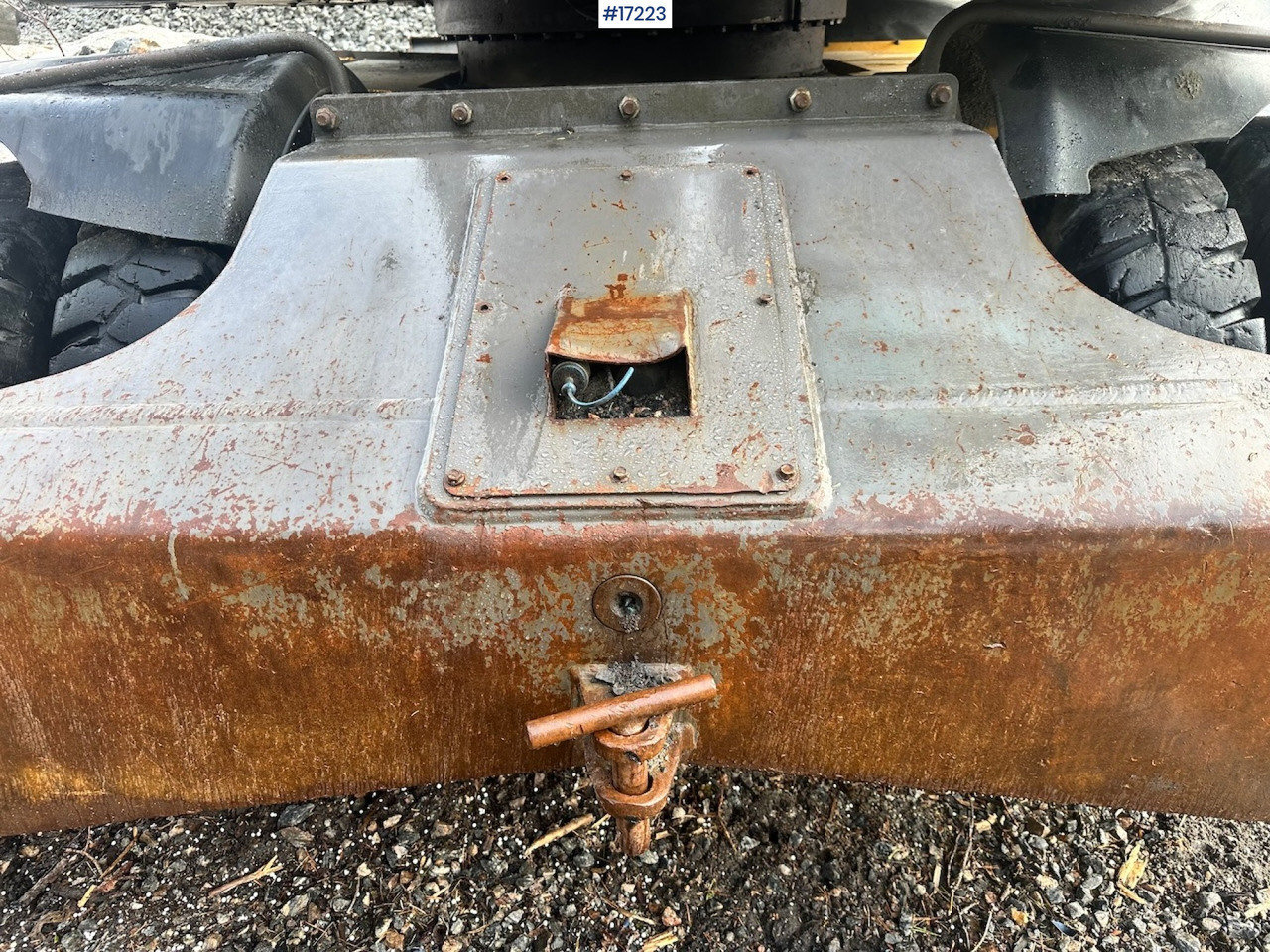 Колесен багер Volvo EW160B: снимка 11