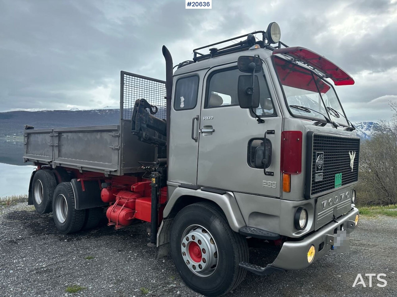 Volvo F89 46 - Бордови камион, Камион с кран: снимка 4 Volvo F89 46 - Бордови камион, Камион с кран: снимка 4