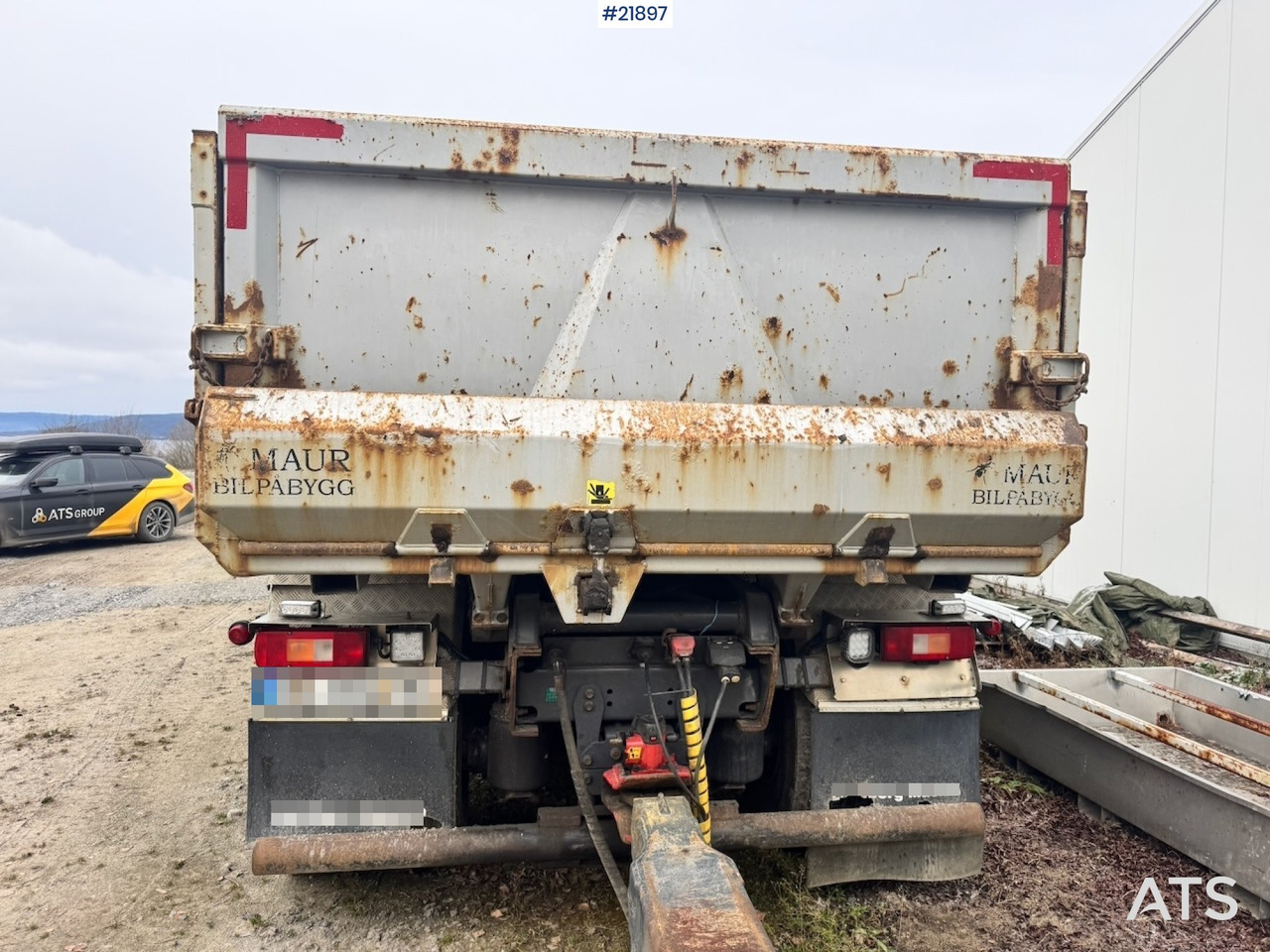 Volvo FH16 600 6x4 Tippbil. 280 000 km! SE VIDEO - Самосвал камион: снимка 5 Volvo FH16 600 6x4 Tippbil. 280 000 km! SE VIDEO - Самосвал камион: снимка 5