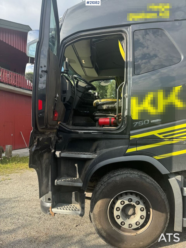 Камион за дърва Volvo FH16 750: снимка 30