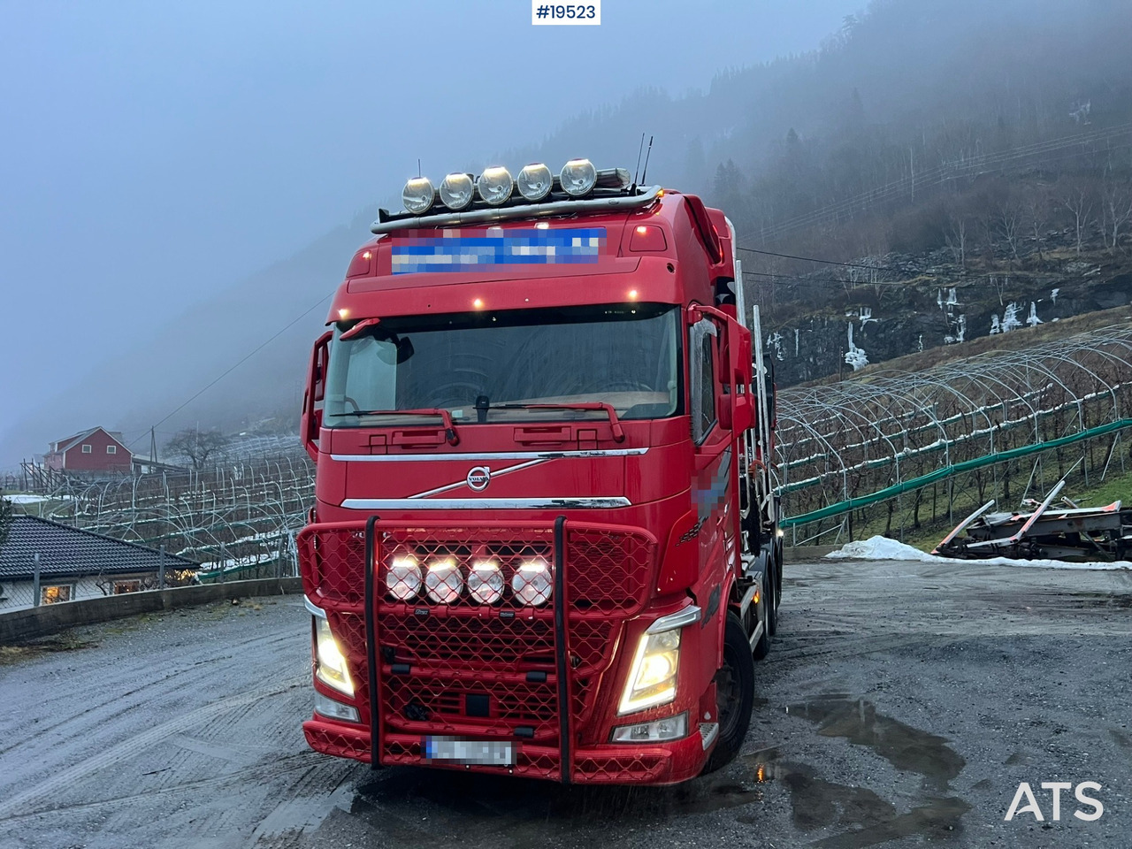 Volvo FH540 - Камион за дърва: снимка 1 Volvo FH540 - Камион за дърва: снимка 1