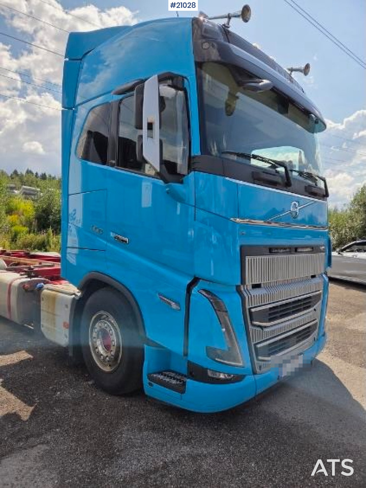 Volvo FH650 - Контейнеровоз/ Сменна каросерия камион: снимка 3 Volvo FH650 - Контейнеровоз/ Сменна каросерия камион: снимка 3