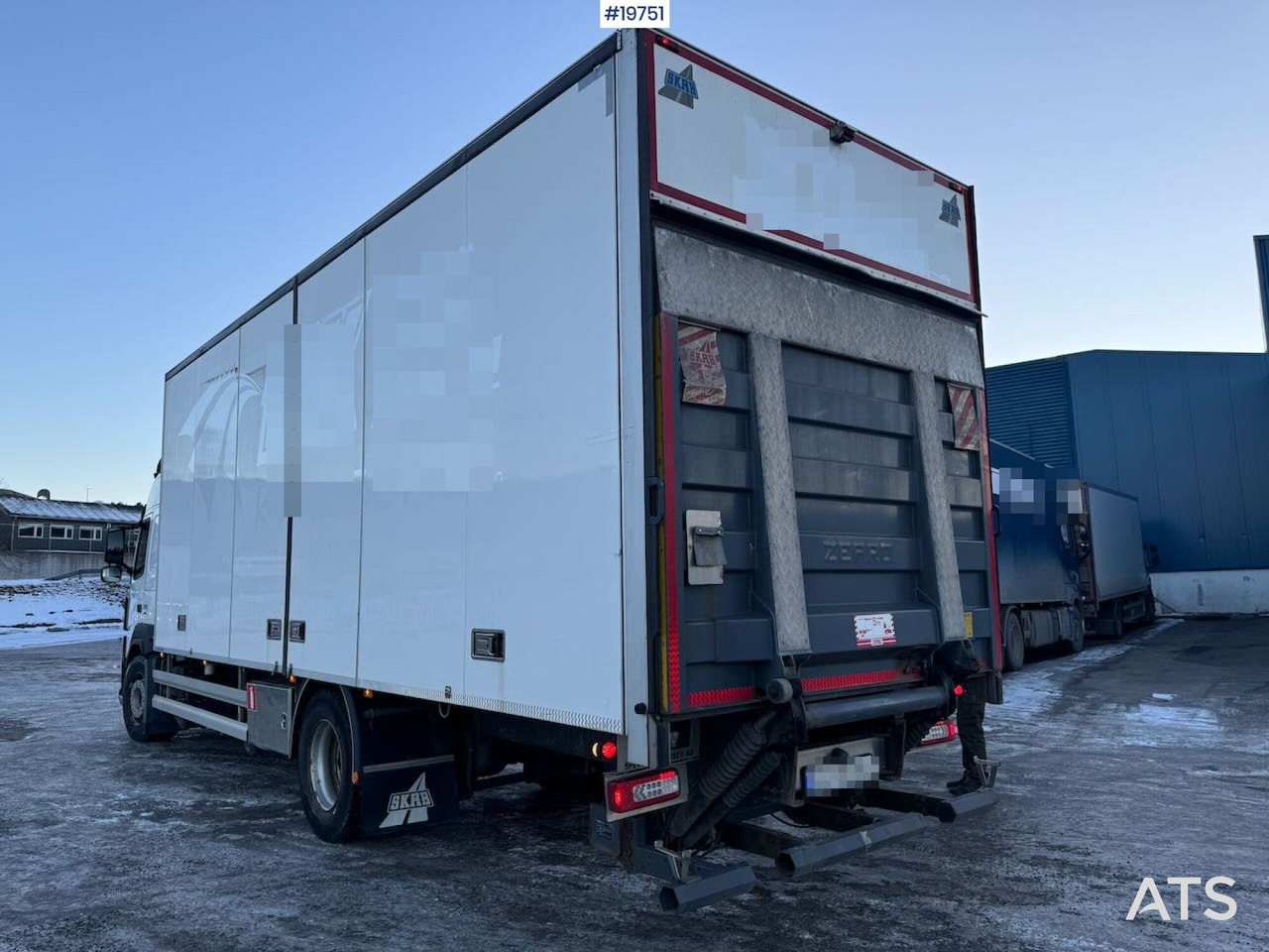 Volvo FM330 - Камион фургон: снимка 5 Volvo FM330 - Камион фургон: снимка 5