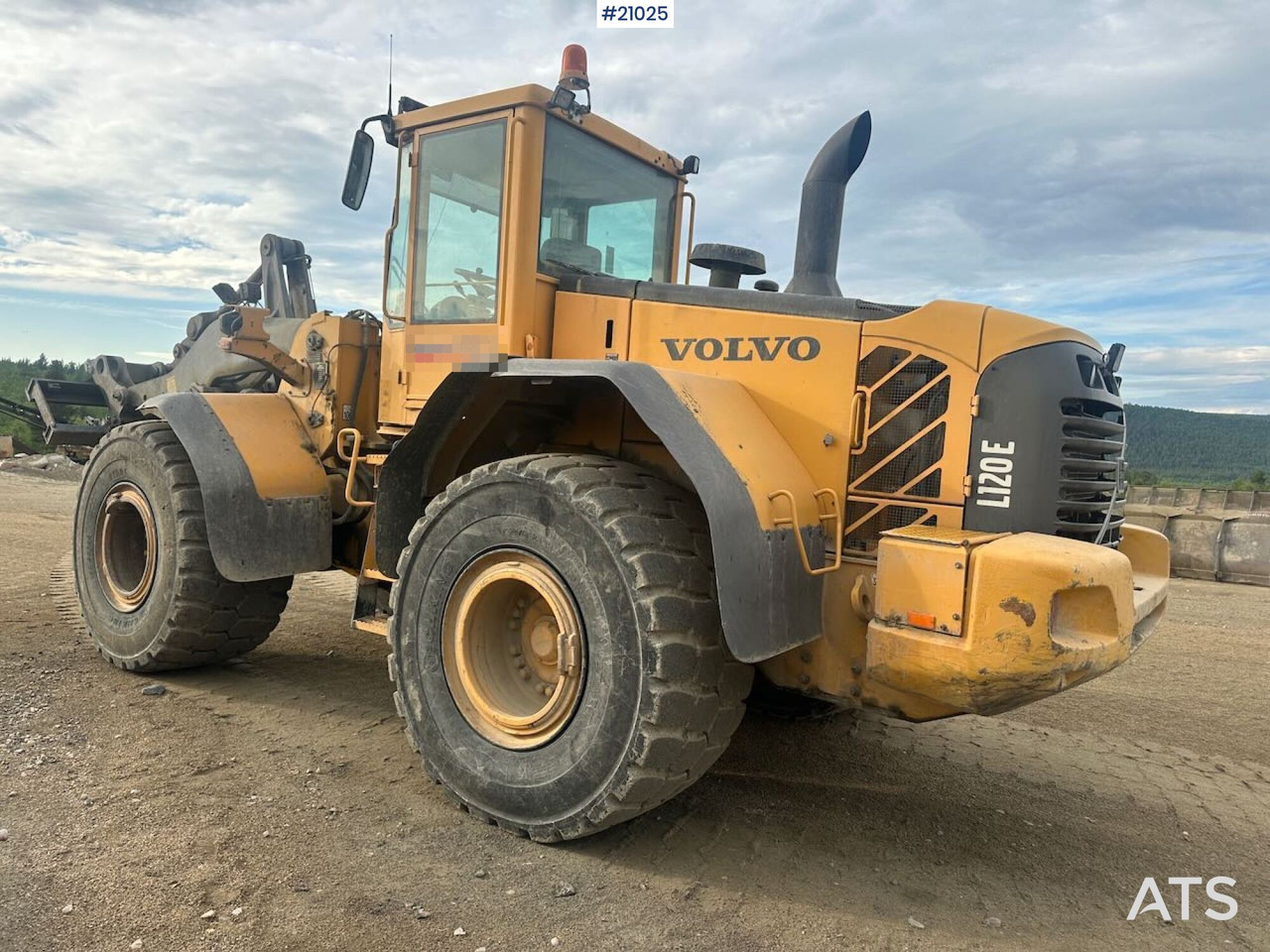 Volvo L120E - Колесен товарач: снимка 5 Volvo L120E - Колесен товарач: снимка 5