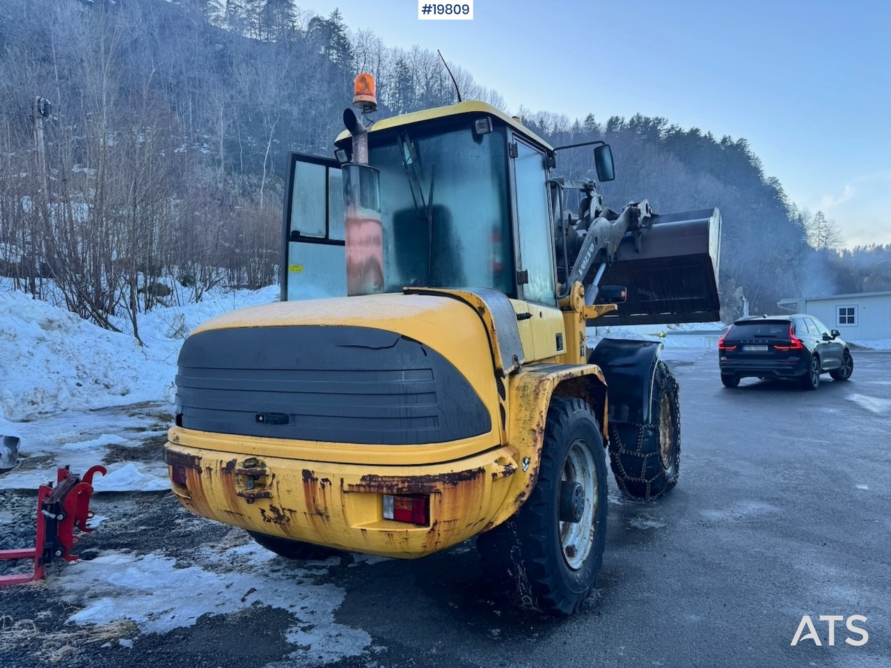 Volvo L45B - Колесен товарач: снимка 3 Volvo L45B - Колесен товарач: снимка 3
