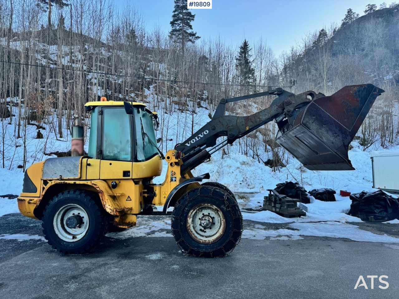 Volvo L45B - Колесен товарач: снимка 2 Volvo L45B - Колесен товарач: снимка 2