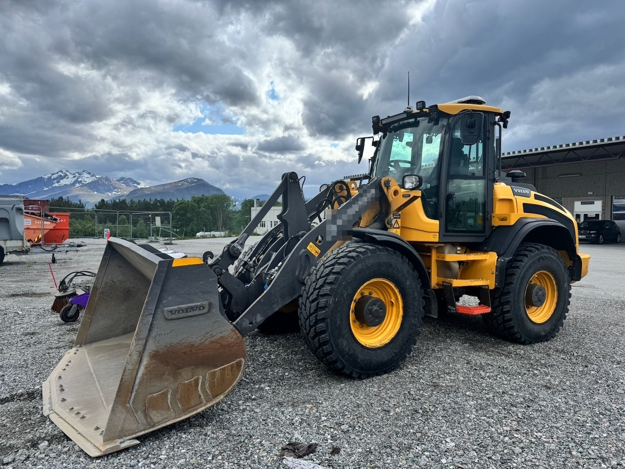 Volvo L45H - Колесен товарач: снимка 1 Volvo L45H - Колесен товарач: снимка 1