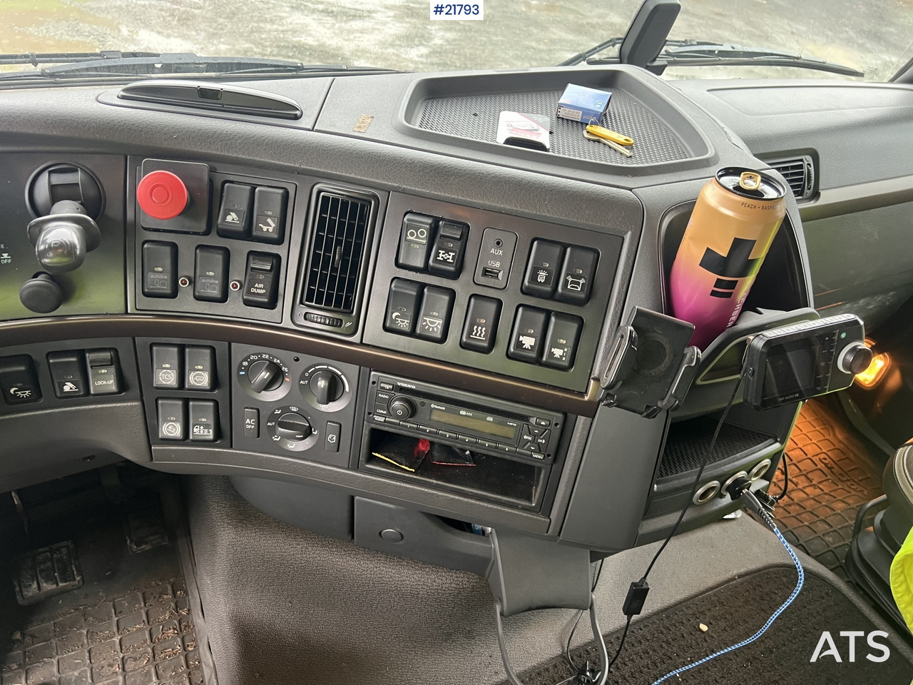 Мултилифт с кука камион Volvo fh16 8x4 pusher krokbil m/ 24T multilift Krok: снимка 30 Мултилифт с кука камион Volvo fh16 8x4 pusher krokbil m/ 24T multilift Krok: снимка 30