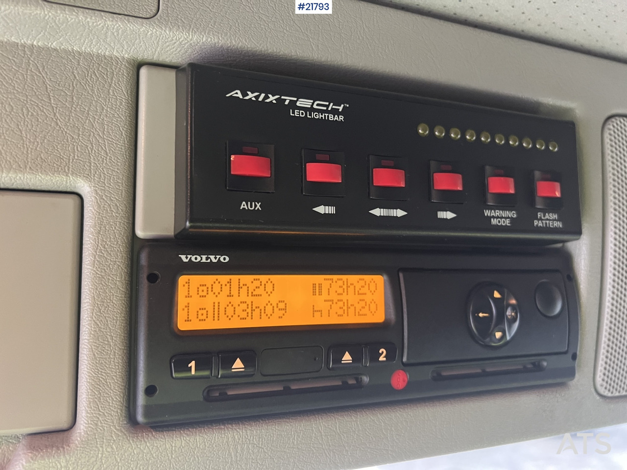 Мултилифт с кука камион Volvo fh16 8x4 pusher krokbil m/ 24T multilift Krok: снимка 36 Мултилифт с кука камион Volvo fh16 8x4 pusher krokbil m/ 24T multilift Krok: снимка 36