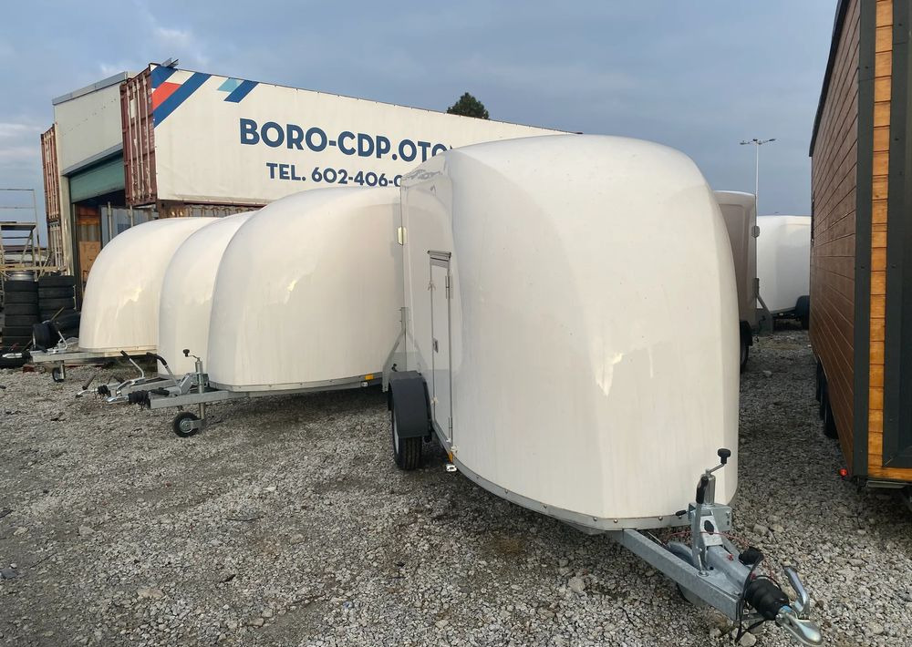 Niewiadów Furgon Niewiadów F1334 z trapem wjazdowym - Ремарке за кола: снимка 1 Niewiadów Furgon Niewiadów F1334 z trapem wjazdowym - Ремарке за кола: снимка 1