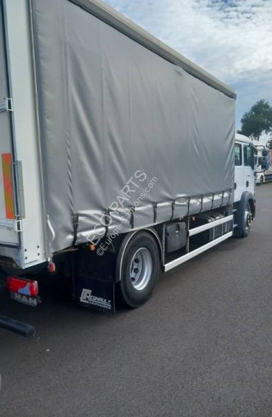 MAN TGM 18.290 - Камион с брезент: снимка 4 MAN TGM 18.290 - Камион с брезент: снимка 4