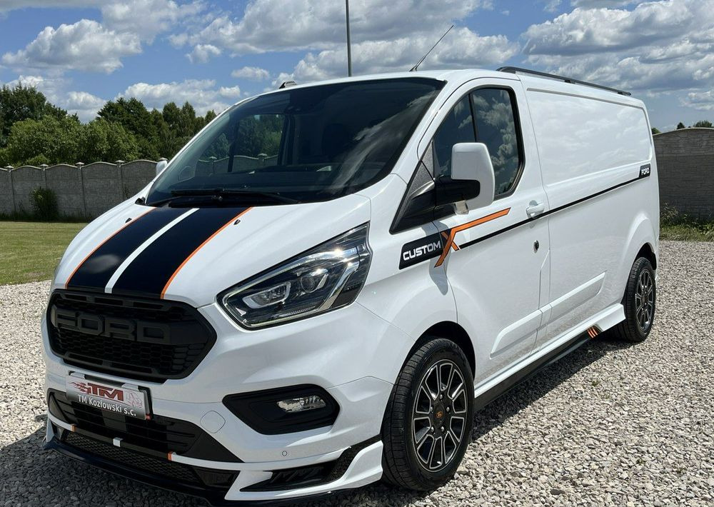 Ford Transit Custom - Малък ван: снимка 2 Ford Transit Custom - Малък ван: снимка 2