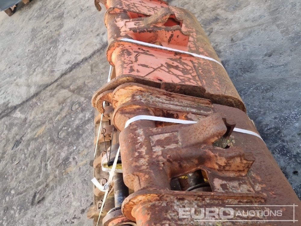 Кофа 17", 26" Digging Buckets (2 of), QH: снимка 7 Кофа 17", 26" Digging Buckets (2 of), QH: снимка 7