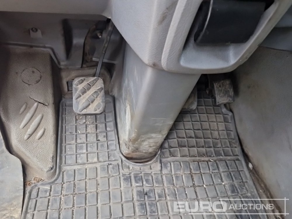 Гудронатор 2004 Renault 220 DCI: снимка 29