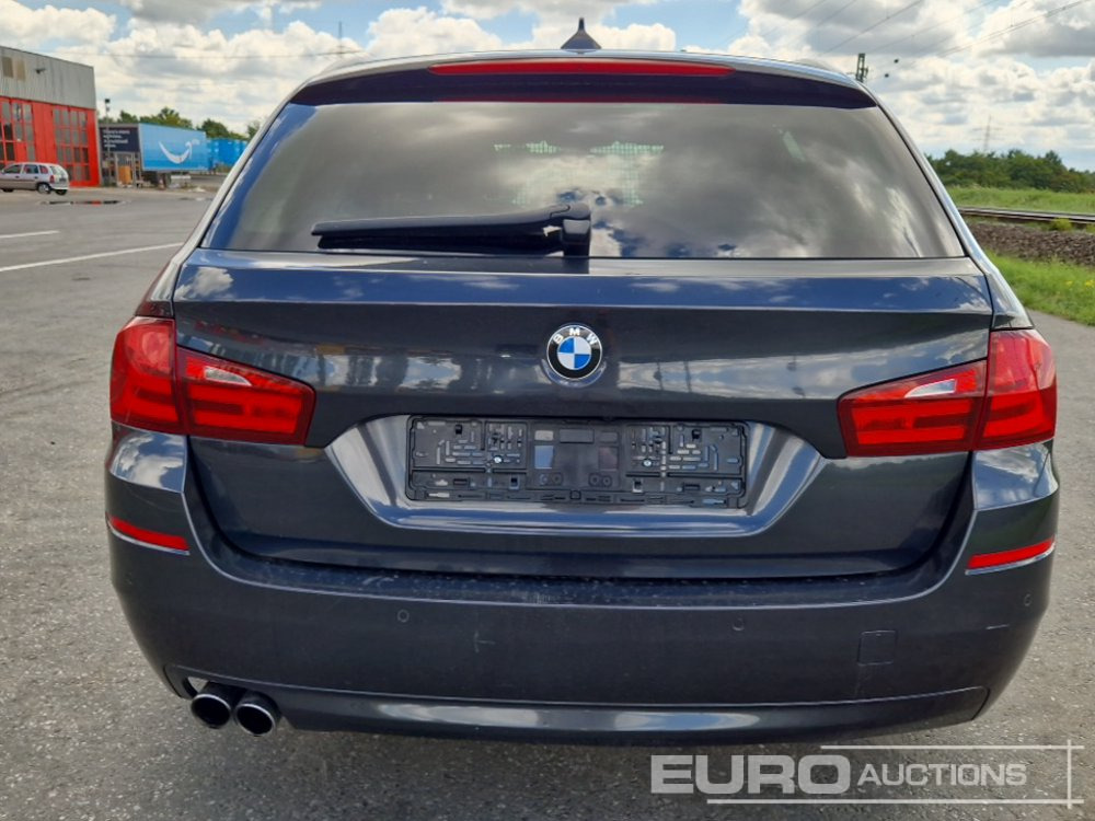 2011 BMW 5 SERIES - Лек автомобил: снимка 4 2011 BMW 5 SERIES - Лек автомобил: снимка 4