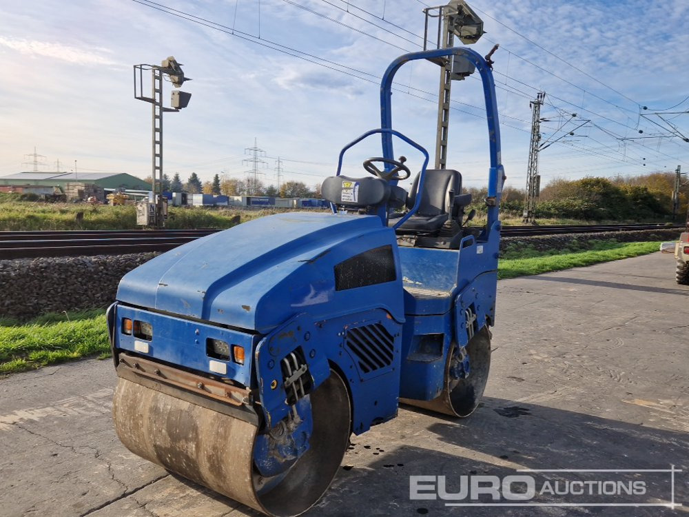 2011 Bomag BW100 AD-4 - Валяк: снимка 1 2011 Bomag BW100 AD-4 - Валяк: снимка 1