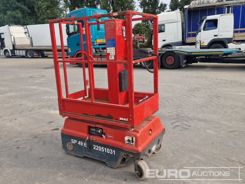 2011 Braviisol Electric Vertical Manlift - Работна площадка: снимка 4 2011 Braviisol Electric Vertical Manlift - Работна площадка: снимка 4