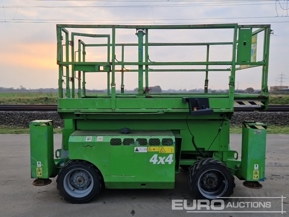 2011 Genie GS-3268 - Работна площадка: снимка 2 2011 Genie GS-3268 - Работна площадка: снимка 2