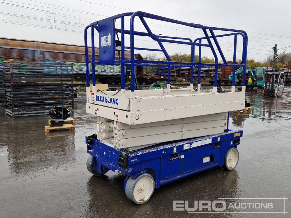 2011 Haulotte Compact 10 - Работна площадка: снимка 4 2011 Haulotte Compact 10 - Работна площадка: снимка 4