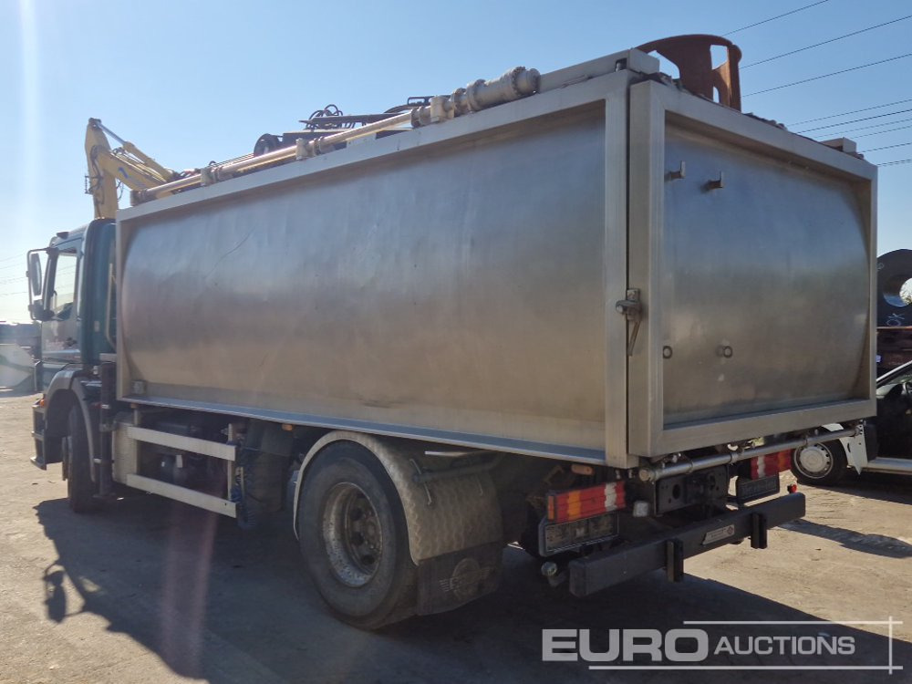 2011 Mercedes Axor 1824L 4x2, MKG Crane, Grapple, Stamps, Stainless Steel Tiltable Container, Stainless Steel Hydraulic Top Covers, Automatic Gearbox, Airco (German Reg. Docs. Available) - Самосвал камион: снимка 3 2011 Mercedes Axor 1824L 4x2, MKG Crane, Grapple, Stamps, Stainless Steel Tiltable Container, Stainless Steel Hydraulic Top Covers, Automatic Gearbox, Airco (German Reg. Docs. Available) - Самосвал камион: снимка 3