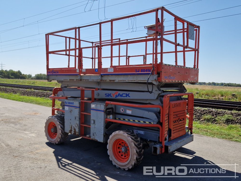 2011 SkyJack SJ8841E - Работна площадка: снимка 3 2011 SkyJack SJ8841E - Работна площадка: снимка 3