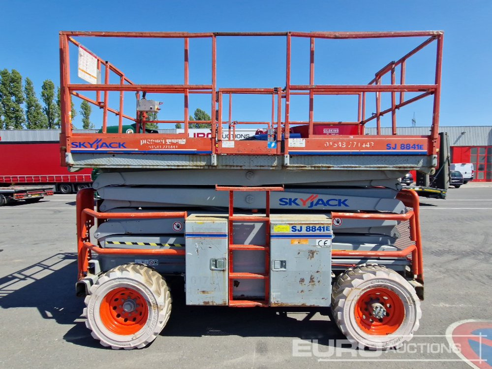 2011 SkyJack SJ8841E - Работна площадка: снимка 5 2011 SkyJack SJ8841E - Работна площадка: снимка 5