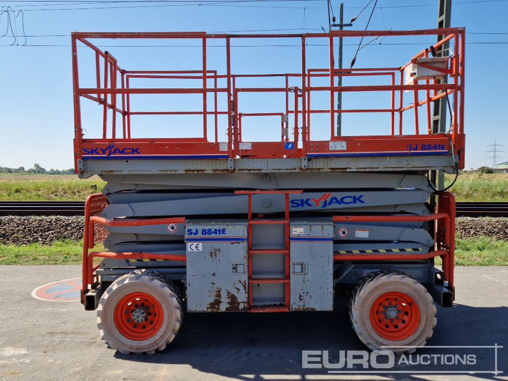 2011 SkyJack SJ8841E - Работна площадка: снимка 2 2011 SkyJack SJ8841E - Работна площадка: снимка 2