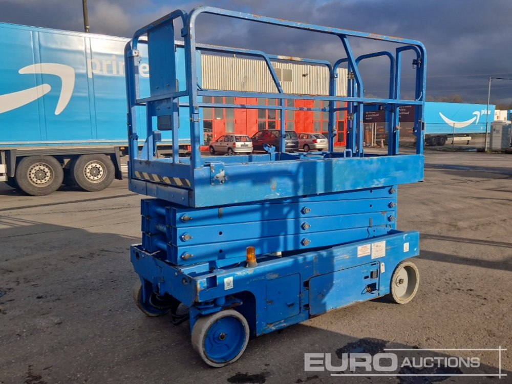 2013 Genie GS-2646 - Работна площадка: снимка 1 2013 Genie GS-2646 - Работна площадка: снимка 1