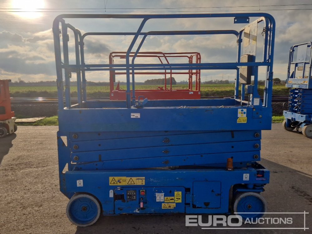 2013 Genie GS-2646 - Работна площадка: снимка 5 2013 Genie GS-2646 - Работна площадка: снимка 5