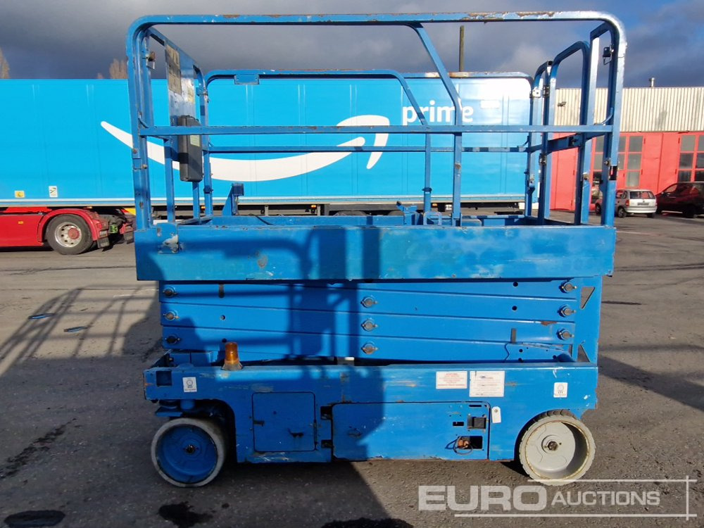 2013 Genie GS-2646 - Работна площадка: снимка 2 2013 Genie GS-2646 - Работна площадка: снимка 2