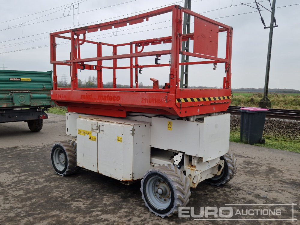 2013 Genie GS-2669DC - Работна площадка: снимка 3 2013 Genie GS-2669DC - Работна площадка: снимка 3