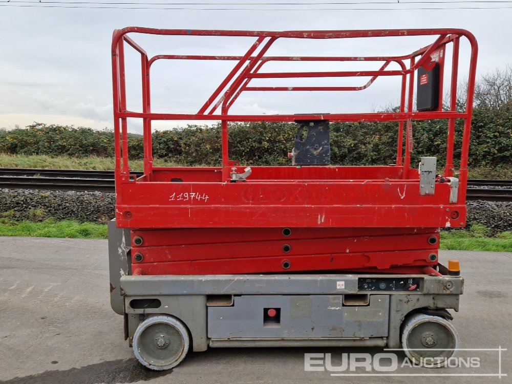 2013 Haulotte Compact 10 - Работна площадка: снимка 2 2013 Haulotte Compact 10 - Работна площадка: снимка 2