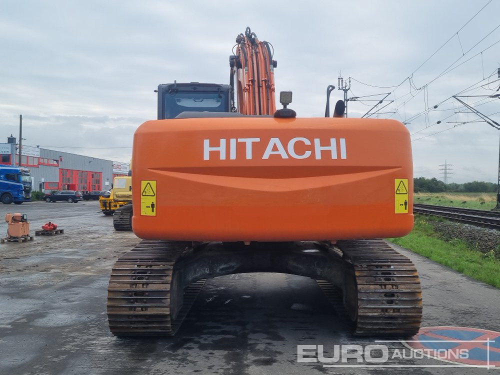 2013 Hitachi ZX210LC-3 - Верижен багер: снимка 4 2013 Hitachi ZX210LC-3 - Верижен багер: снимка 4