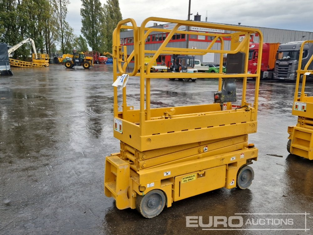 2014 Haulotte Optimum 8 - Ножична работна платформа: снимка 4 2014 Haulotte Optimum 8 - Ножична работна платформа: снимка 4