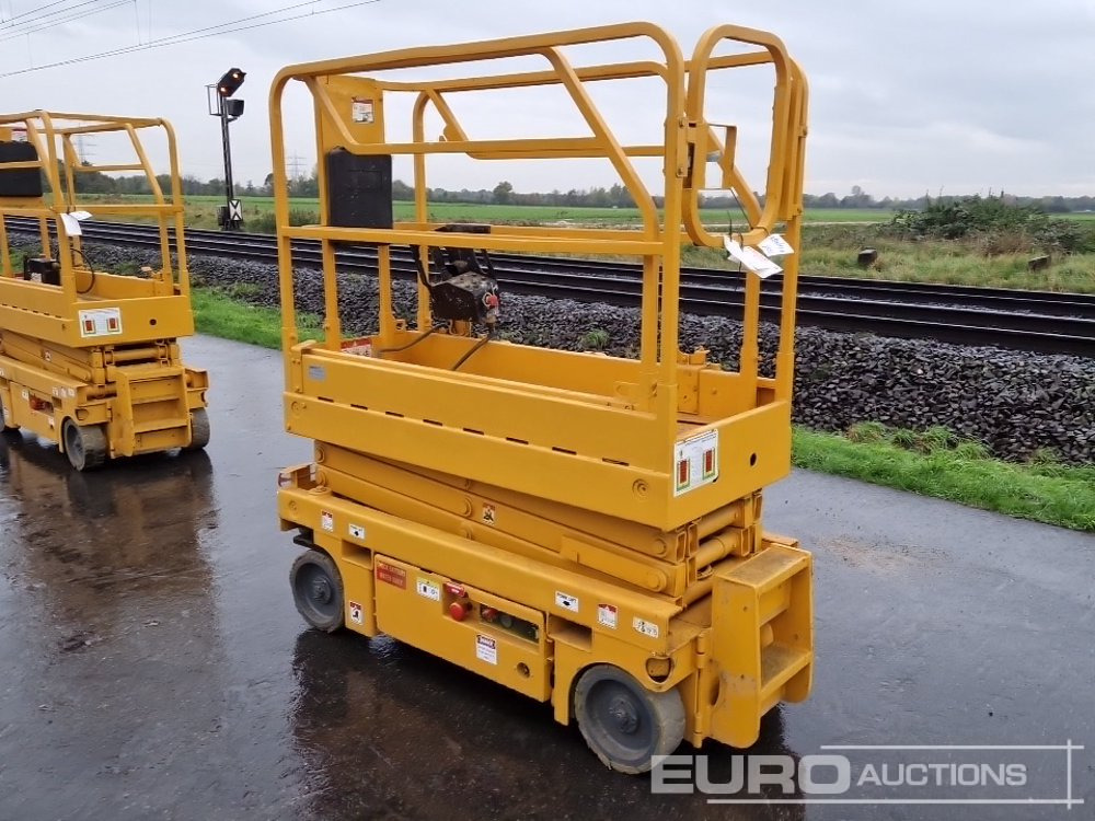 2014 Haulotte Optimum 8 - Ножична работна платформа: снимка 3 2014 Haulotte Optimum 8 - Ножична работна платформа: снимка 3