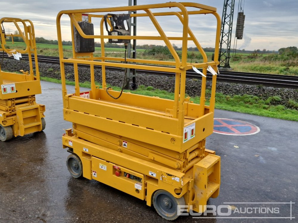 2014 Haulotte Optimum 8 - Ножична работна платформа: снимка 3 2014 Haulotte Optimum 8 - Ножична работна платформа: снимка 3