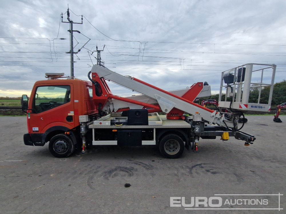 2014 Nissan Cabstar 35.12 - Автовишка: снимка 2 2014 Nissan Cabstar 35.12 - Автовишка: снимка 2