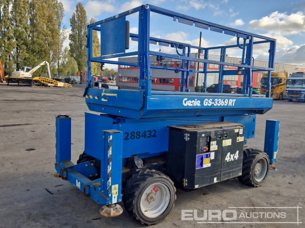 2015 Genie GS-3369RT - Ножична работна платформа: снимка 4 2015 Genie GS-3369RT - Ножична работна платформа: снимка 4