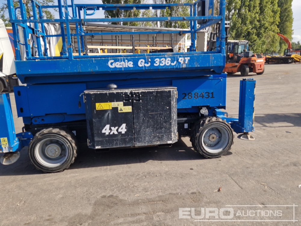 2015 Genie GS3369RT - Работна площадка: снимка 5 2015 Genie GS3369RT - Работна площадка: снимка 5