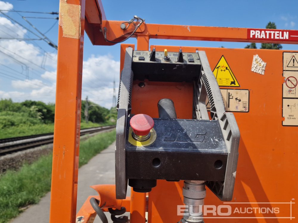 Работна площадка 2016 JLG 3246 ES: снимка 16
