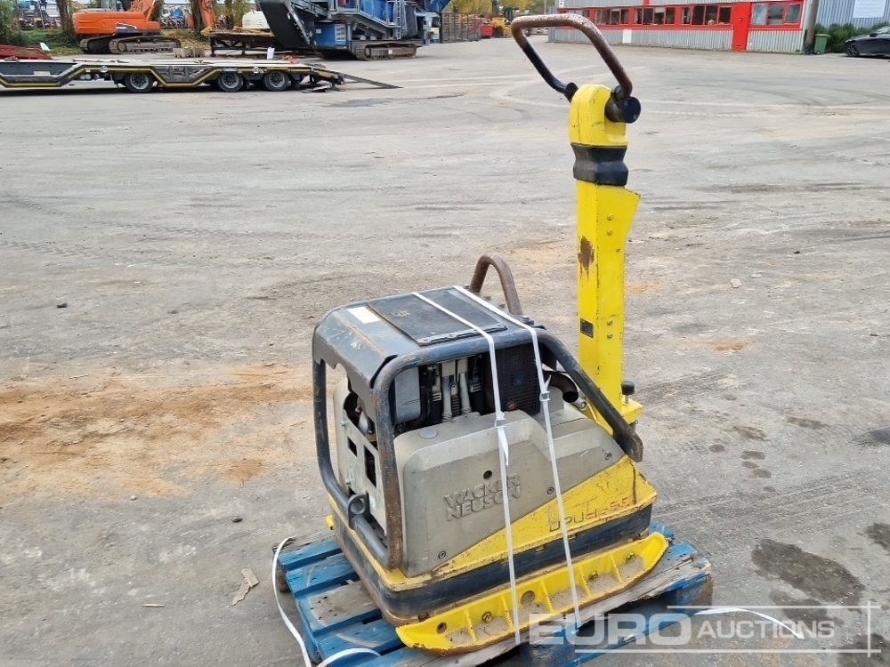 2016 Wacker Neuson DPU6555HE - Техника за слагане на асфалт: снимка 3 2016 Wacker Neuson DPU6555HE - Техника за слагане на асфалт: снимка 3