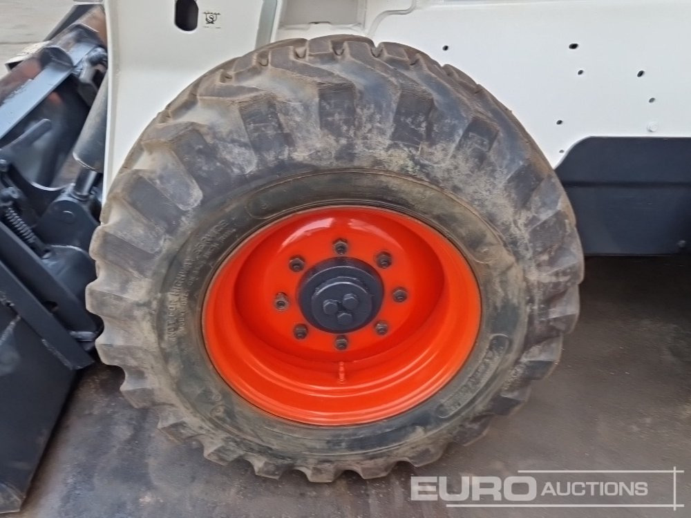 2017 Bobcat S650 - Мини челен товарач: снимка 5 2017 Bobcat S650 - Мини челен товарач: снимка 5