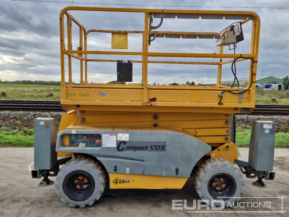 2017 Haulotte Compact 12DX - Работна площадка: снимка 2 2017 Haulotte Compact 12DX - Работна площадка: снимка 2