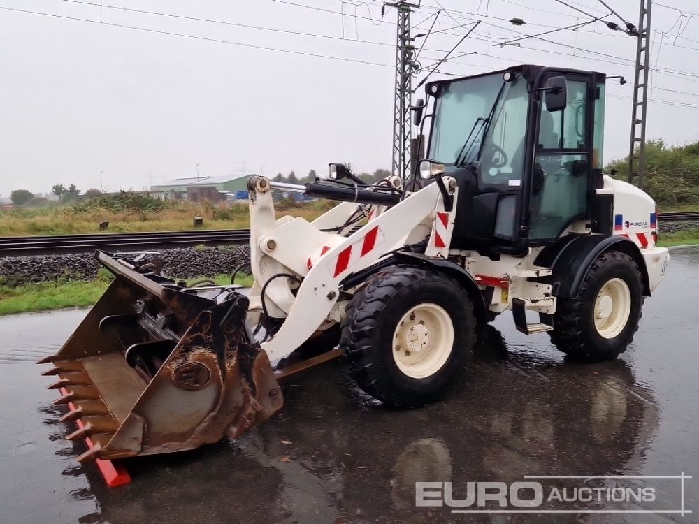 2020 CAT 908M - Колесен товарач: снимка 1 2020 CAT 908M - Колесен товарач: снимка 1
