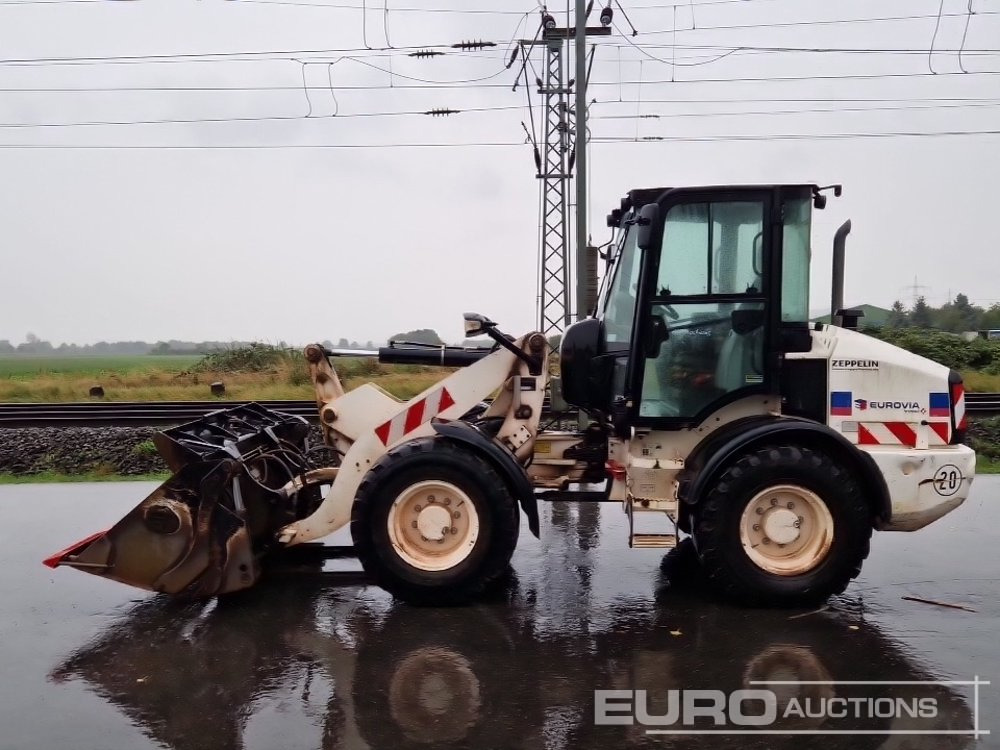 2020 CAT 908M - Колесен товарач: снимка 2 2020 CAT 908M - Колесен товарач: снимка 2