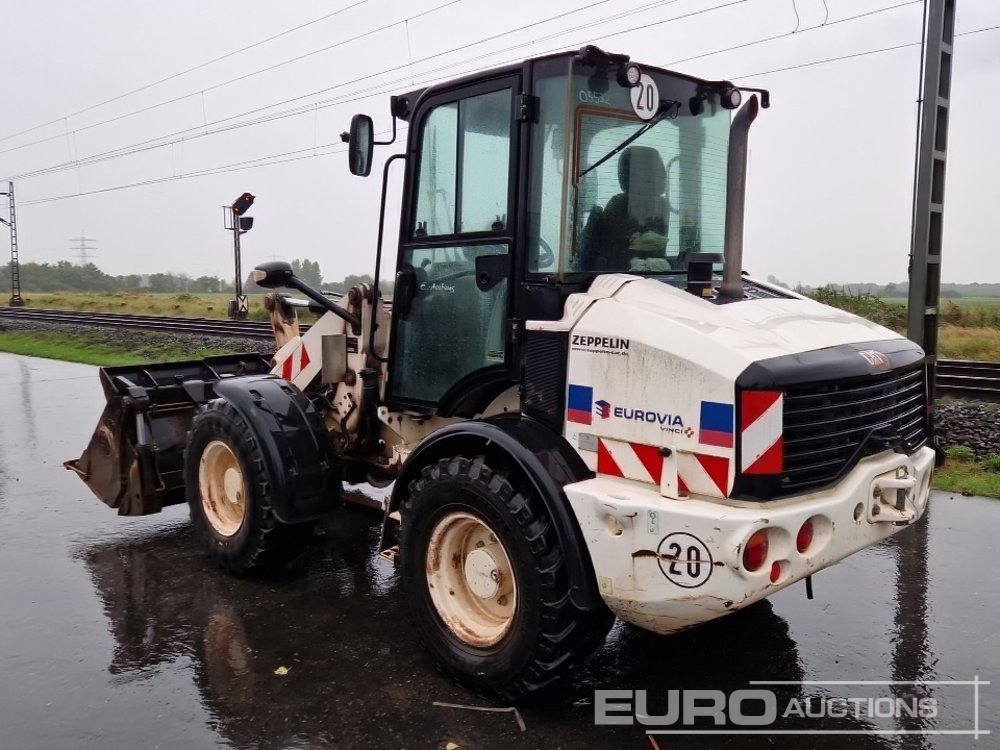 2020 CAT 908M - Колесен товарач: снимка 3 2020 CAT 908M - Колесен товарач: снимка 3