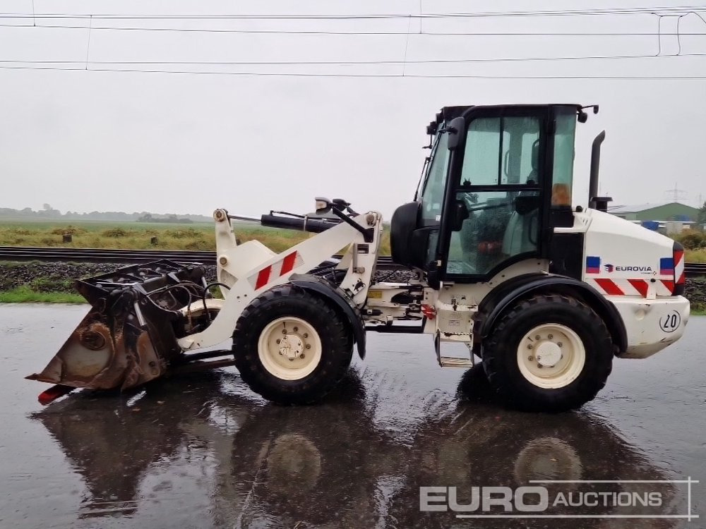 2020 CAT 908M - Колесен товарач: снимка 2 2020 CAT 908M - Колесен товарач: снимка 2