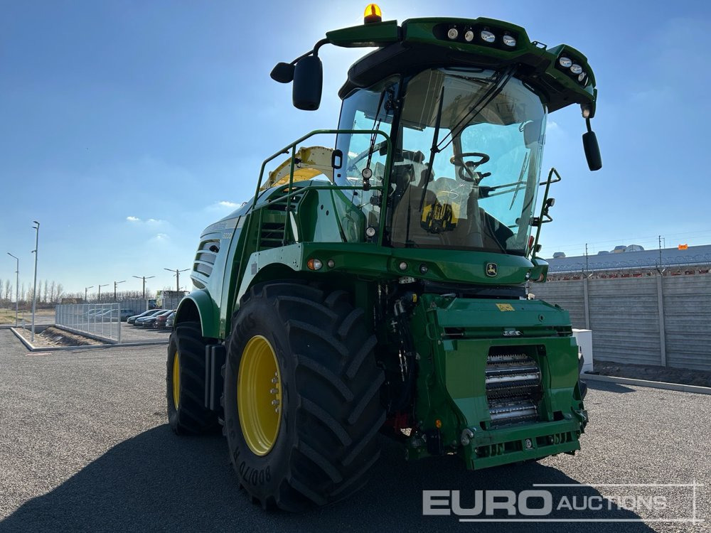 2020 John Deere 8200i - Зърнокомбайн: снимка 2 2020 John Deere 8200i - Зърнокомбайн: снимка 2