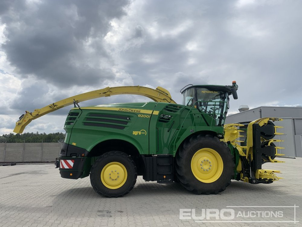 2021 John Deere 8200 - Зърнокомбайн: снимка 3 2021 John Deere 8200 - Зърнокомбайн: снимка 3